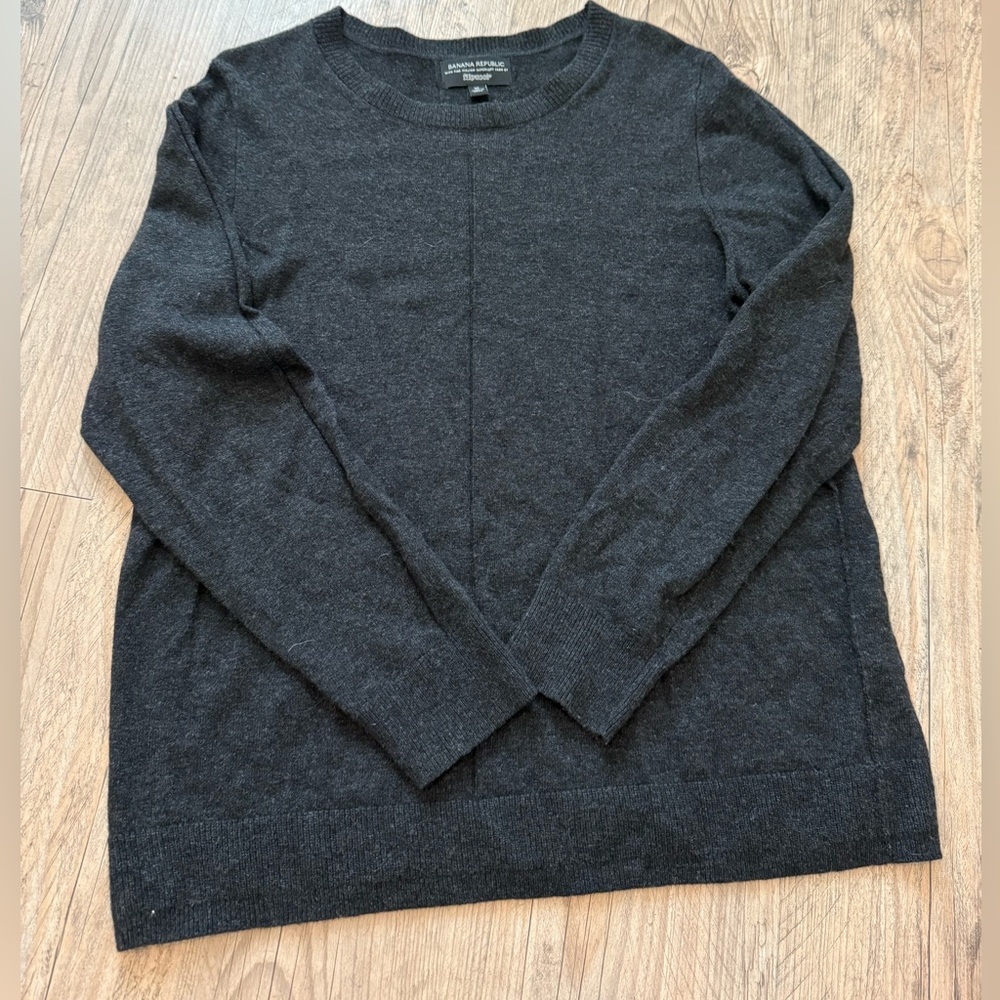 Banana Republic Charcoal Crew Neck Sweater